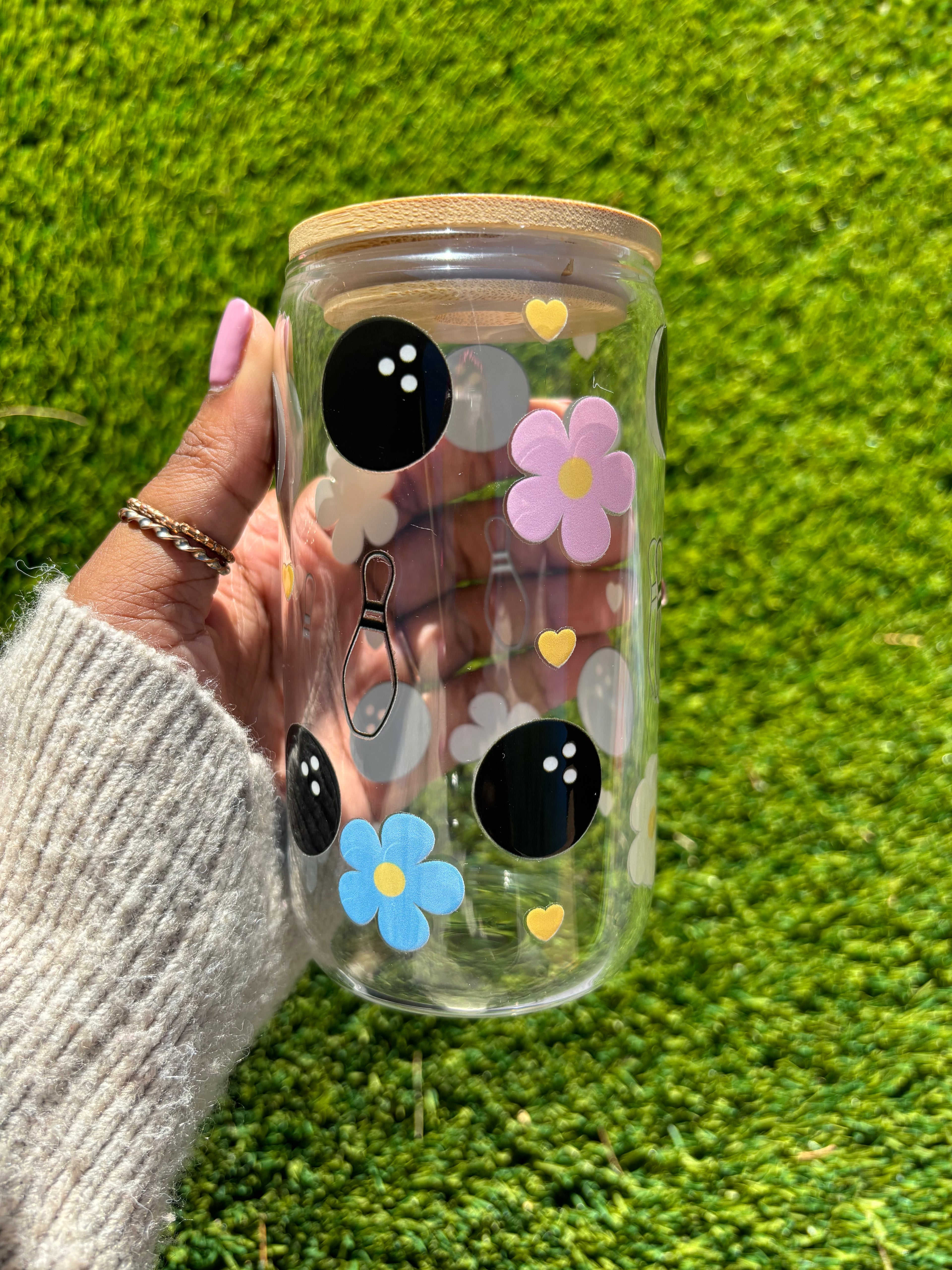 Rainbow Flowers Glass Tumbler
